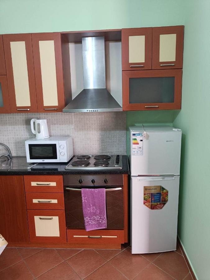 Aldom Apartments دراس المظهر الخارجي الصورة