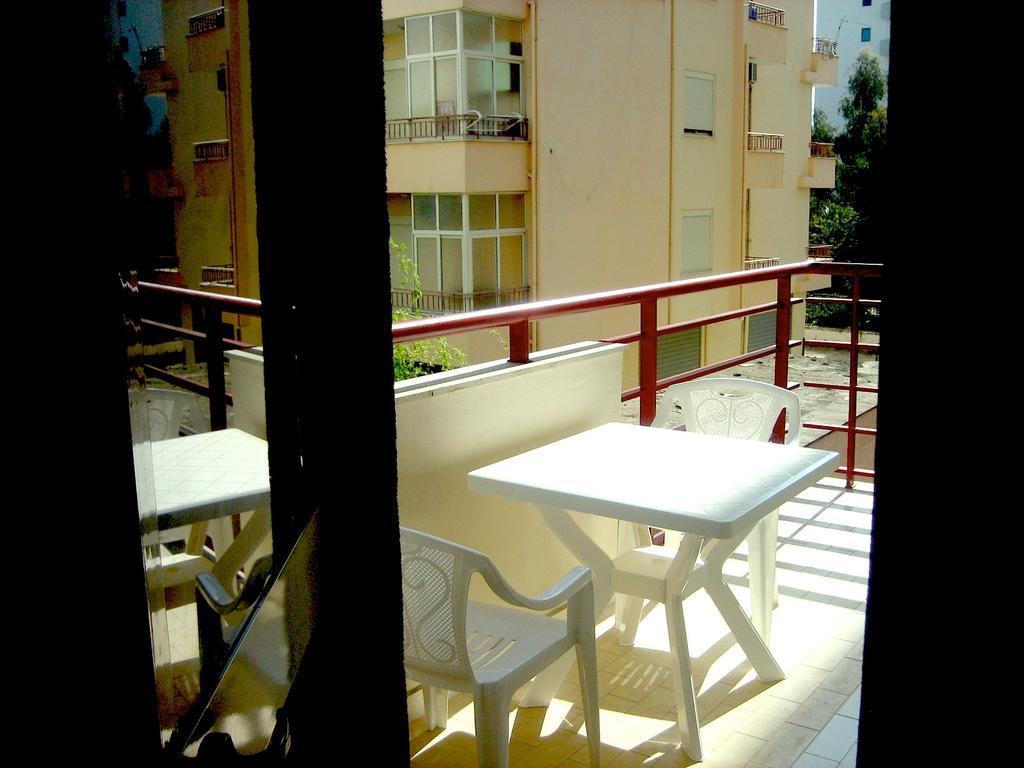 Aldom Apartments دراس المظهر الخارجي الصورة