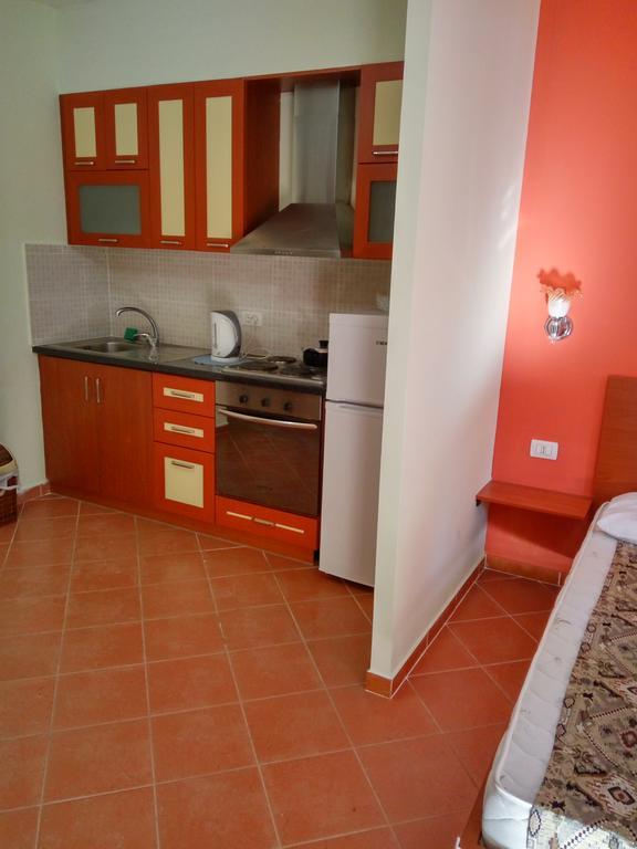 Aldom Apartments دراس المظهر الخارجي الصورة